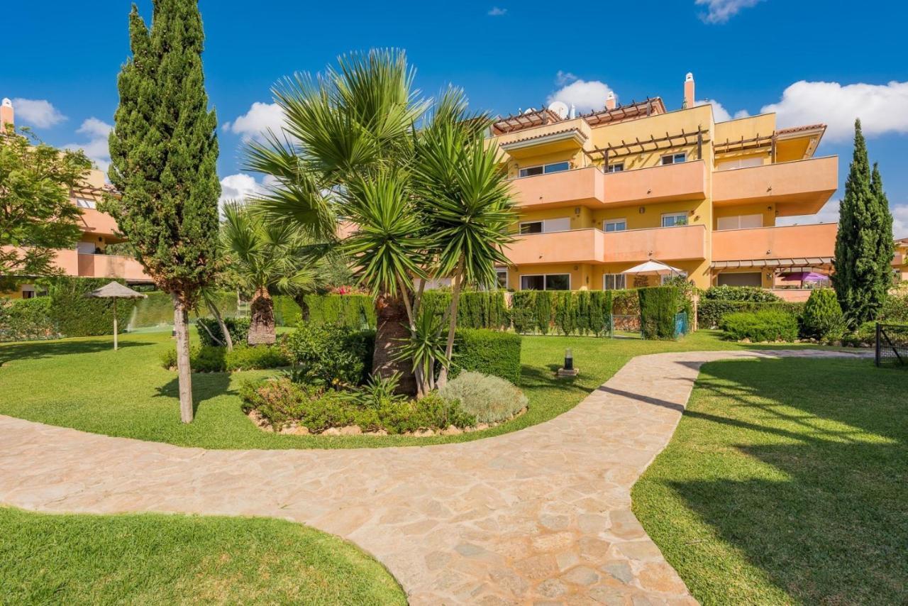 Wonderful Apartment 5 Minutes Flat Walk To The Centre Of La Cala De Mijas Exterior photo