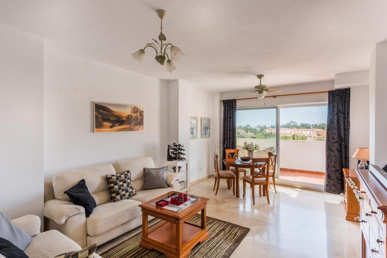 Wonderful Apartment 5 Minutes Flat Walk To The Centre Of La Cala De Mijas Exterior photo